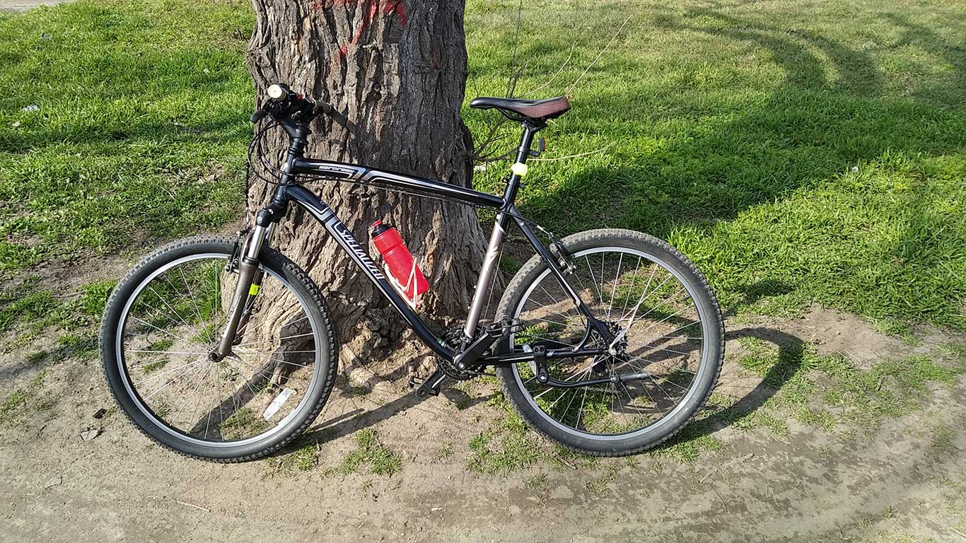 Specialized Hardrock 2010 weight, spec, disc, Review